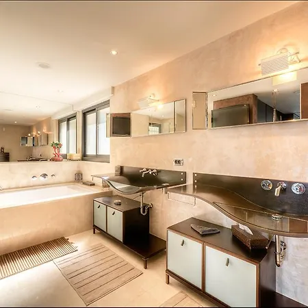 Modern House V33 * Vallauris